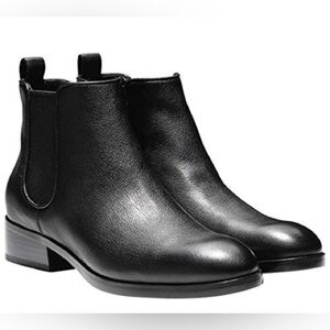 Cole Haan Landsman Bootie
Ankle Black Leather Boots
Chelsea size 10B.